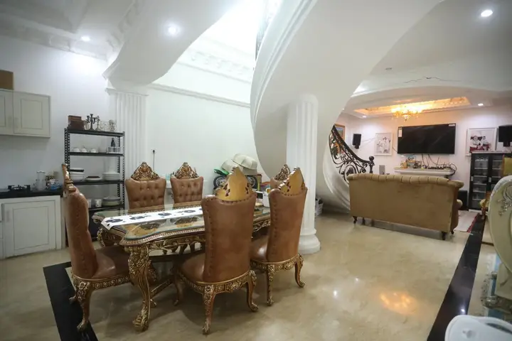 dijual rumah jl lembang asri bamdung barat