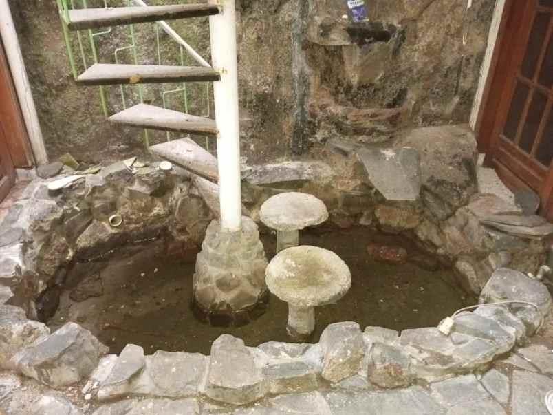 dijual rumah jl mars tata surya