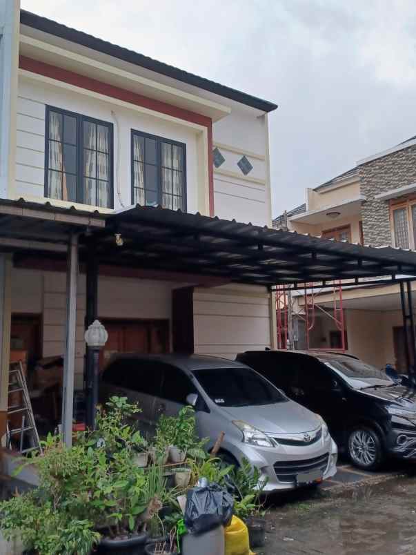 dijual rumah jl pesantren jurang mangu