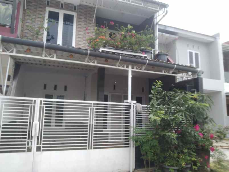 dijual rumah jl pkp