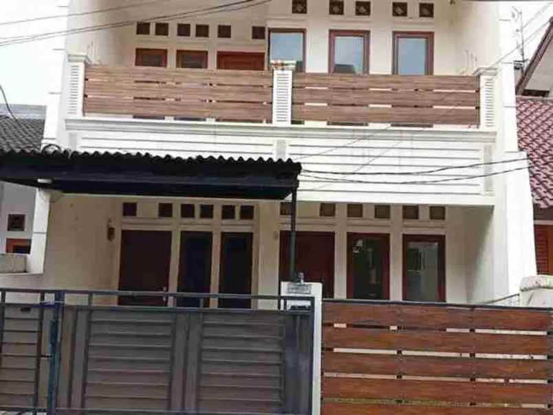 dijual rumah jl pondok kelapa duren