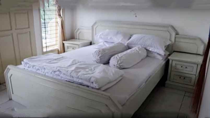 dijual rumah jl rajamandala desa