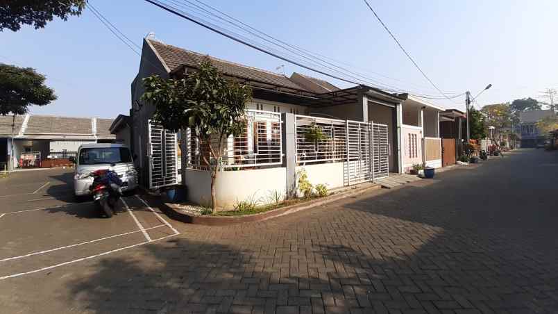 dijual rumah jl raya ampeltendo