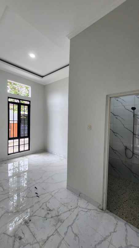 dijual rumah jl raya cileungsi jonggol