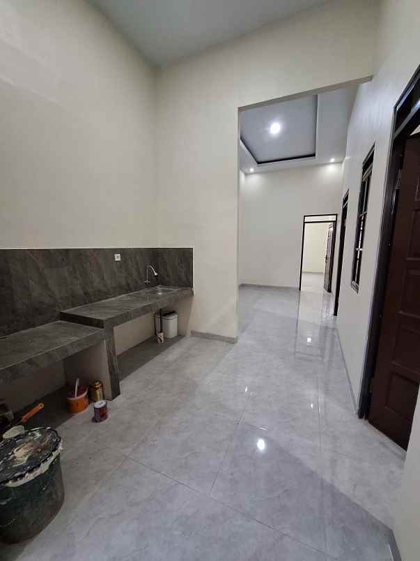 dijual rumah jl raya cileungsi jonggol