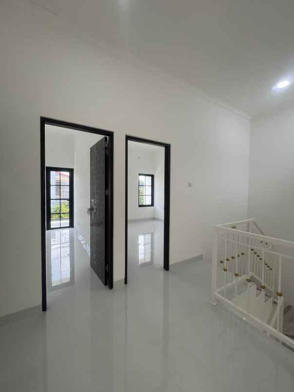 dijual rumah jl raya jati makmur