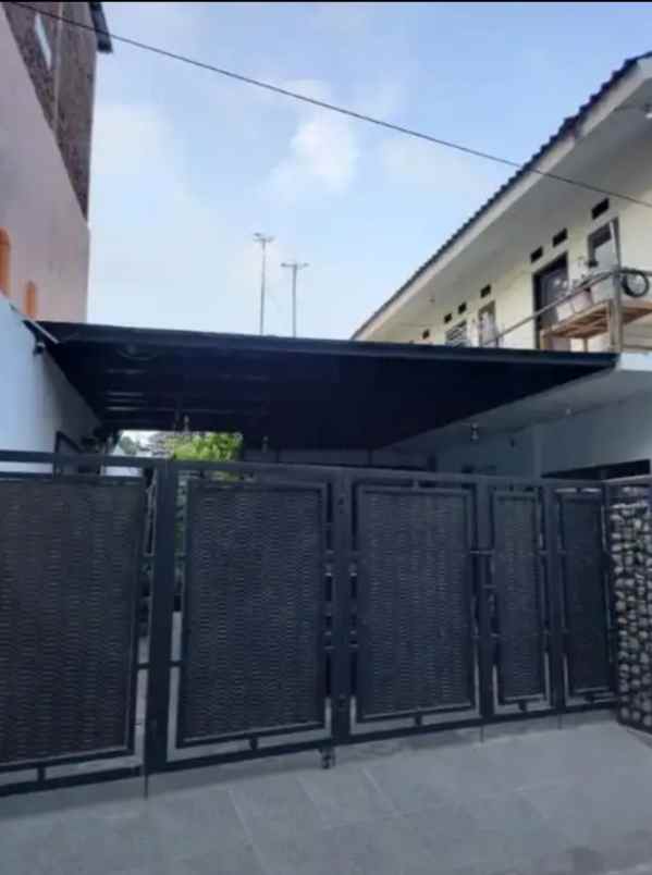 dijual rumah jl sasana budaya no m25 rt