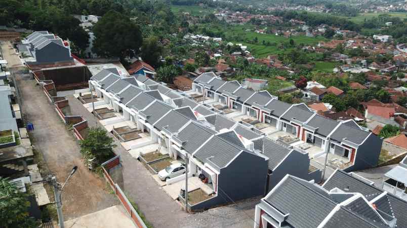 dijual rumah jl sindangwangi cicalengka