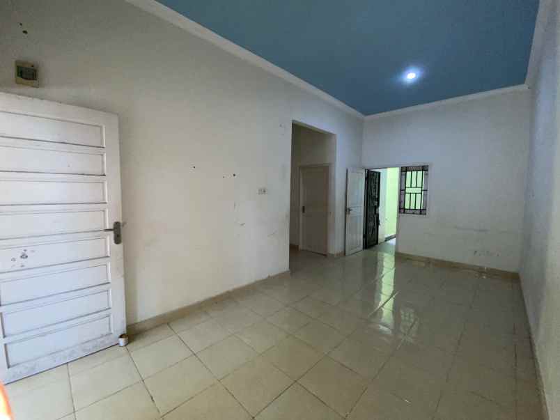 dijual rumah jl telaga suci no 19 perum