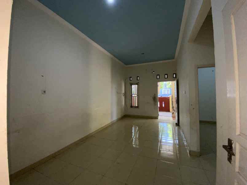 dijual rumah jl telaga suci no 19 perum