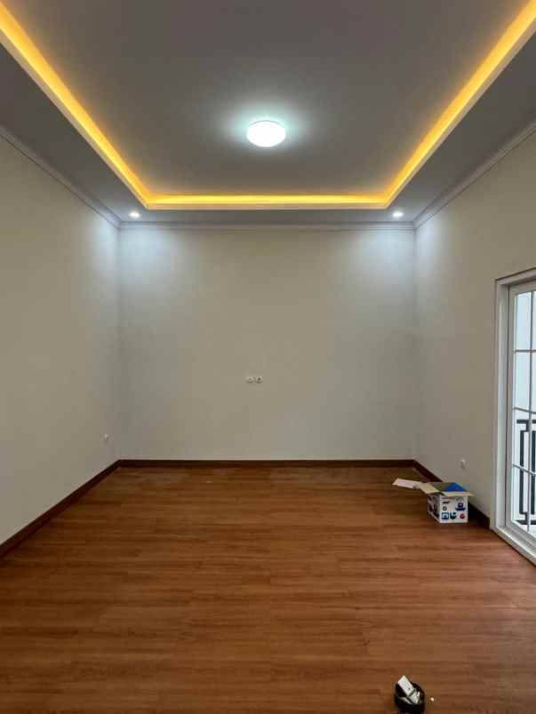 dijual rumah jln kahfi1 jagakarsa