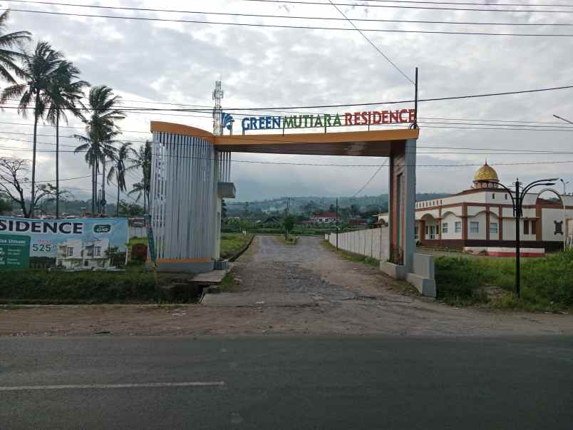 dijual rumah jln karangpawitan sindang