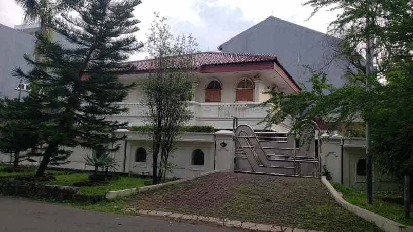 dijual rumah jln parang tritis ancol