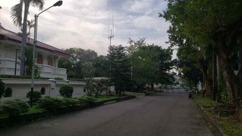 dijual rumah jln parang tritis ancol