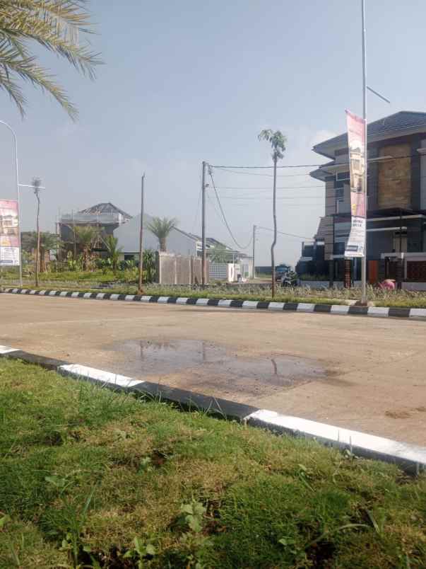 dijual rumah jln rencong