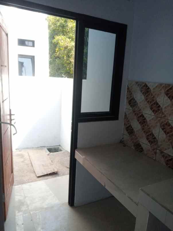 dijual rumah jln sdn 02 cibening