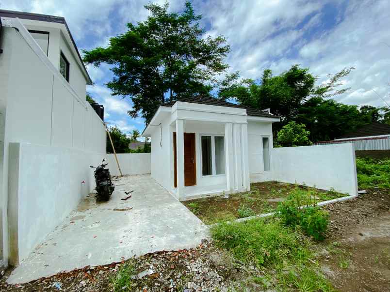 dijual rumah kalasan