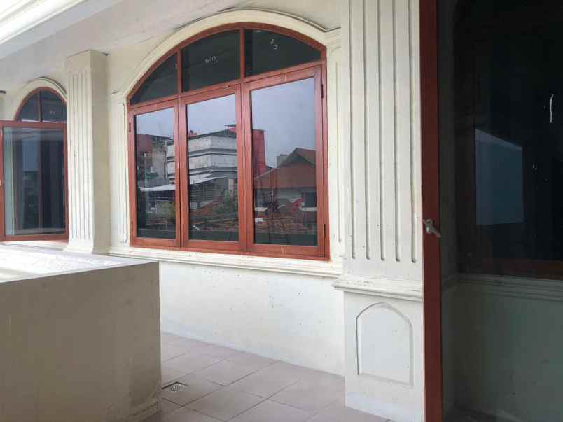 dijual rumah kalibaru