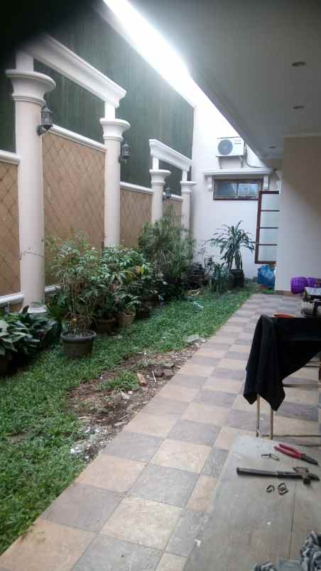 dijual rumah kalibata