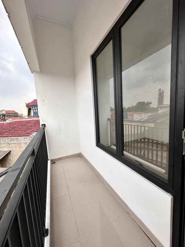 dijual rumah kalisari