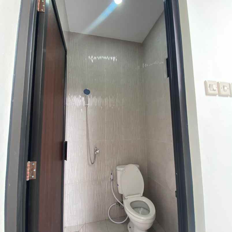 dijual rumah kalitirto berbah sleman