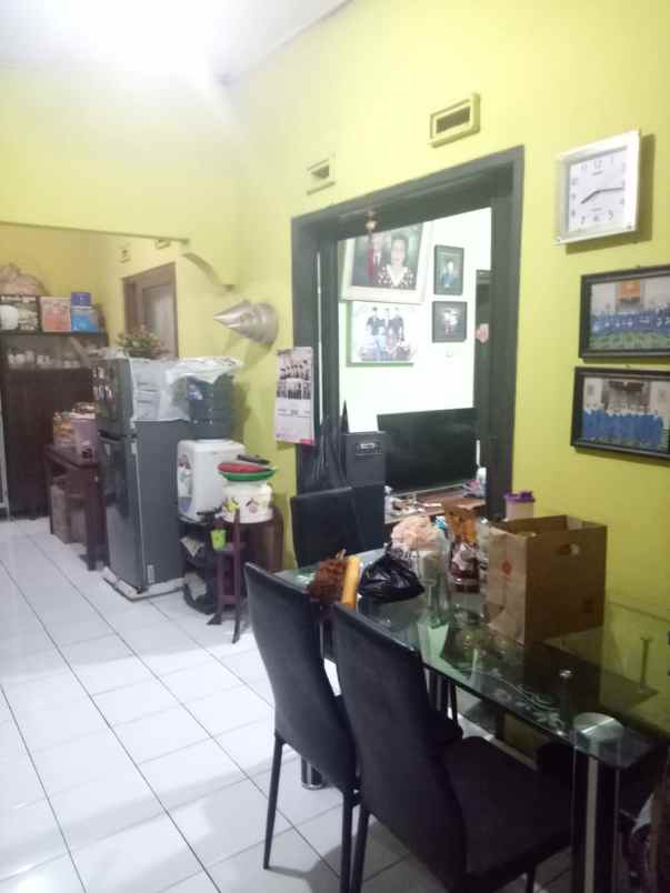 dijual rumah kayu agung