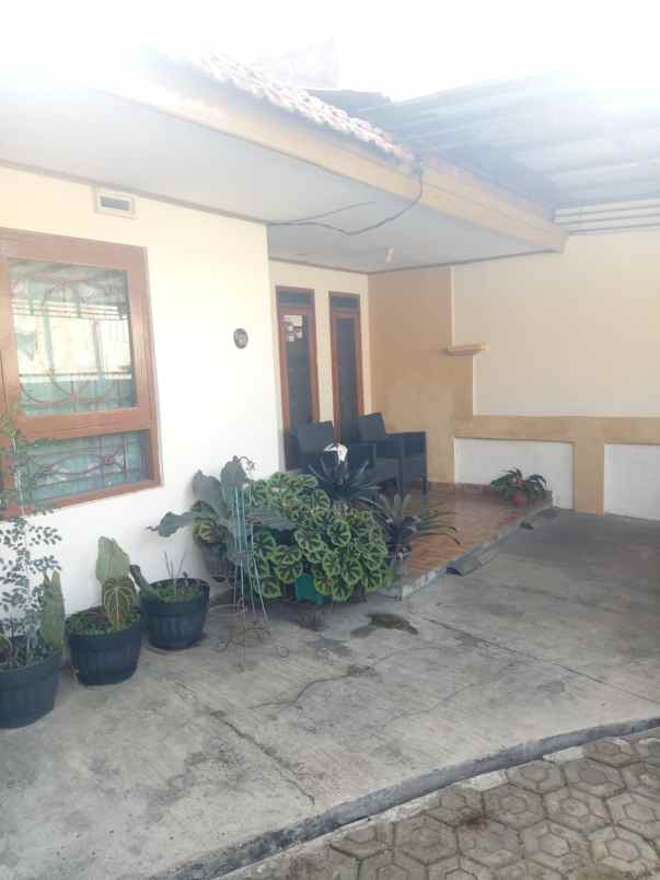 dijual rumah kayu agung