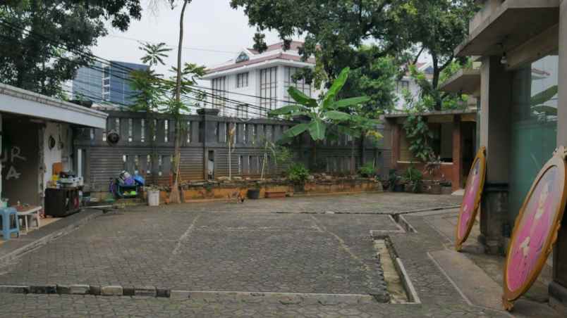 dijual rumah kebayoran baru