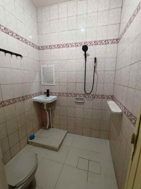 dijual rumah kec cimahi utara