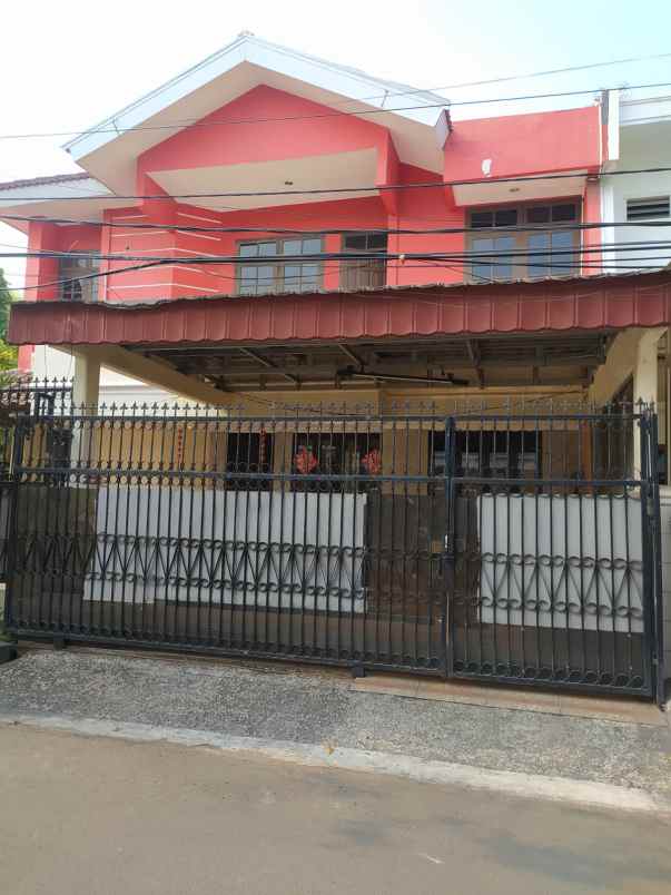 dijual rumah kelapa gading