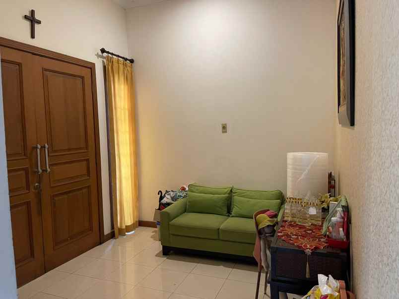 dijual rumah kelapa gading