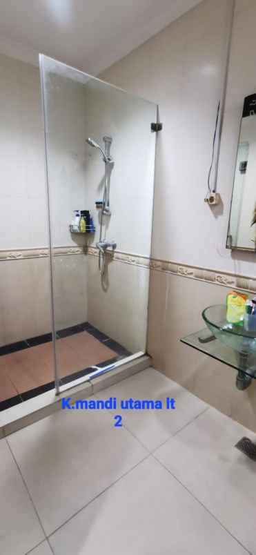 dijual rumah kelapa gading