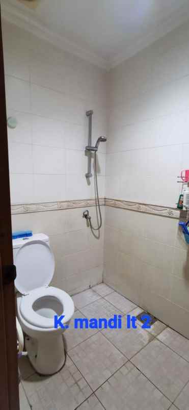 dijual rumah kelapa gading