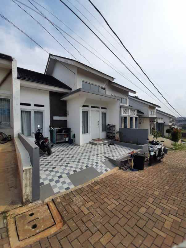 dijual rumah kemang