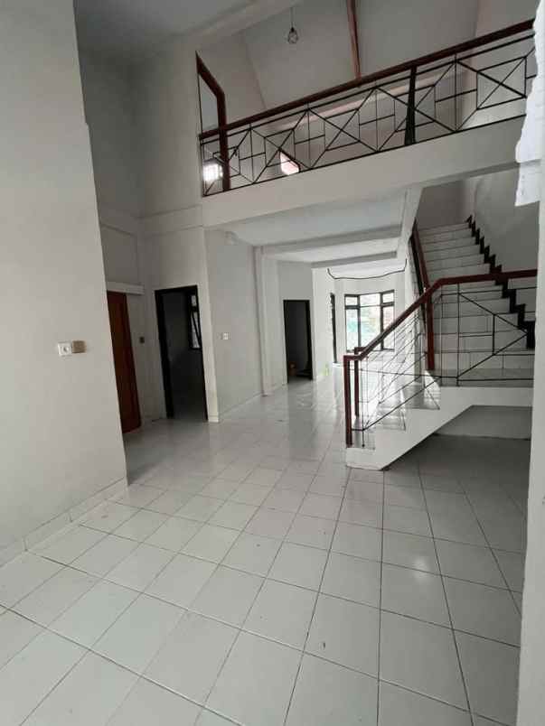 dijual rumah kemang buntu jatibening