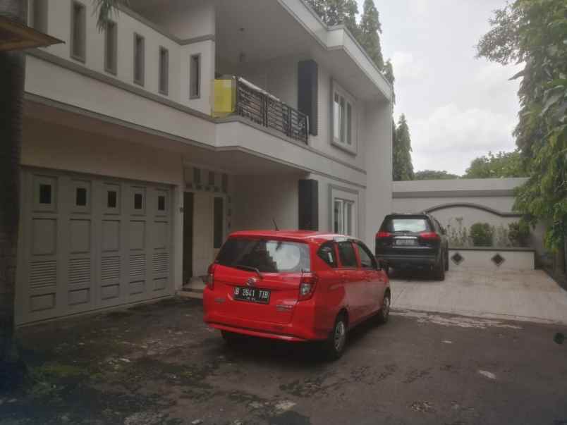 dijual rumah kemang jakarta selatan