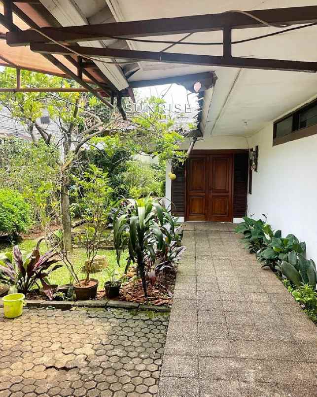 dijual rumah kemang utara jakarta selatan