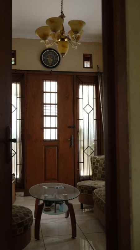 dijual rumah kembar