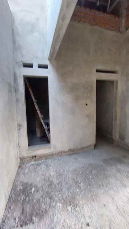 dijual rumah kertonatan sukoharjo jawa