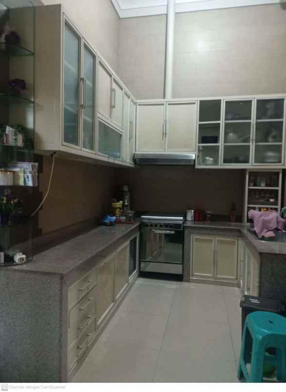dijual rumah ketintang madya