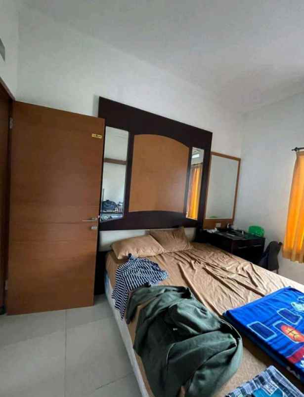 dijual rumah komplek buahbatu regency