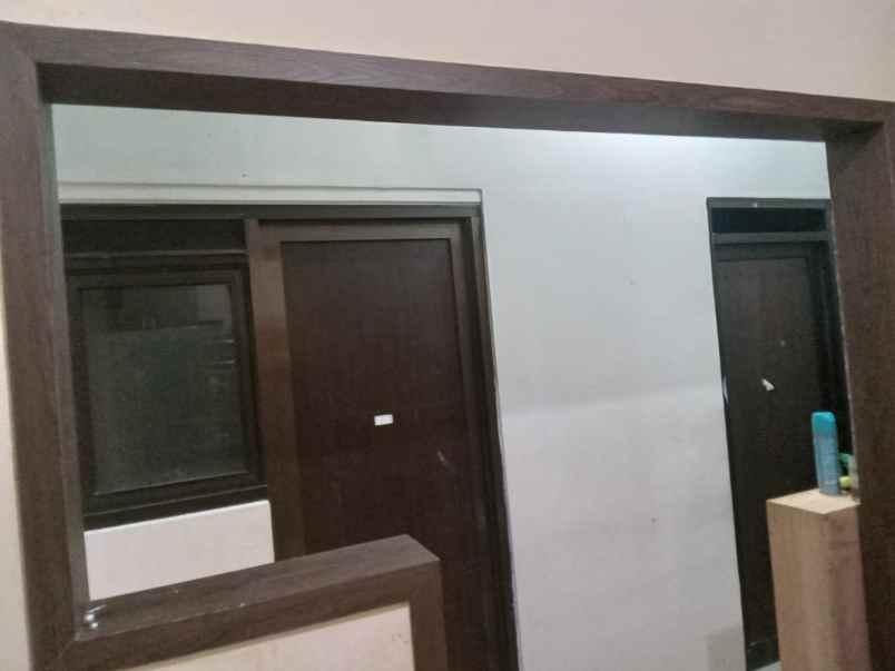 dijual rumah komplek cipaganti rahayu