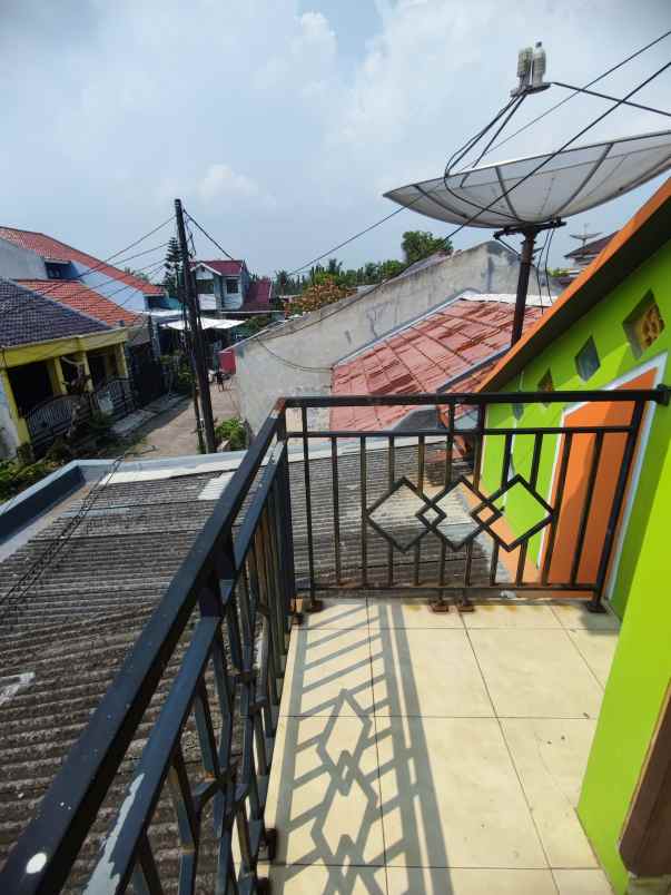 dijual rumah komplek mutiara garuda