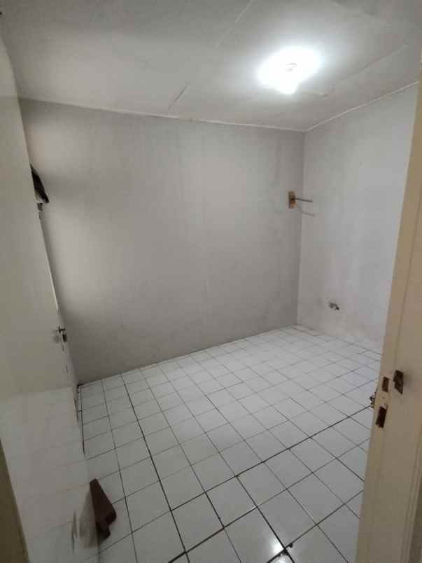 dijual rumah komplek perumahan unisba