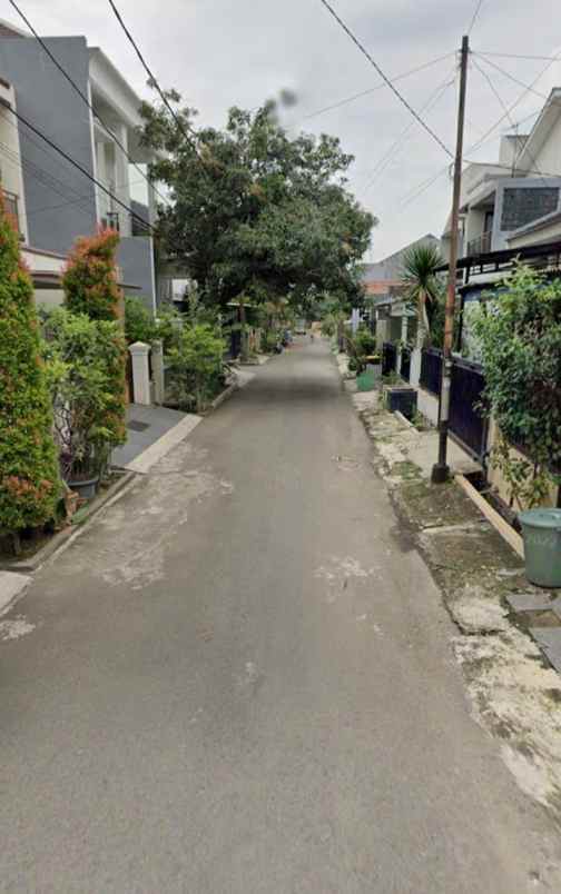 dijual rumah kompleks billy moon