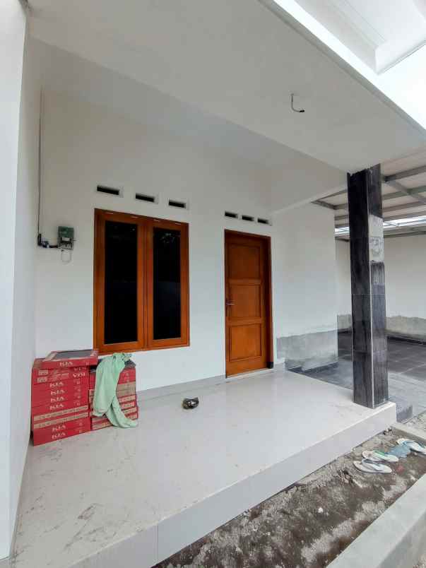 dijual rumah krapyak