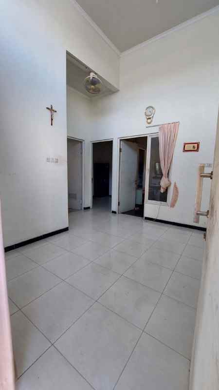 dijual rumah ladiva greenhill