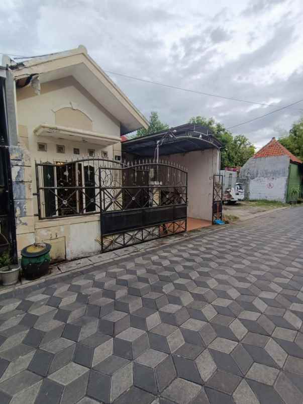 dijual rumah lebak