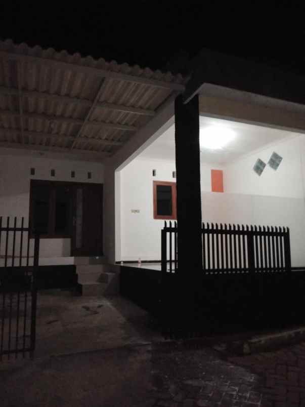 dijual rumah lokasi ir soekarno junrejo kota batu