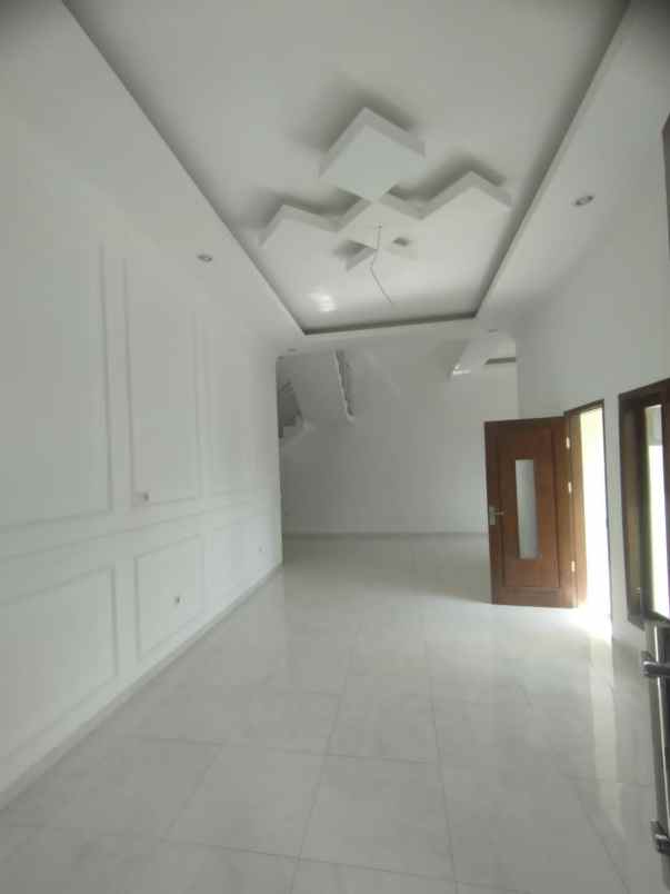 dijual rumah lokasi merjosari lowokwaru kota malang